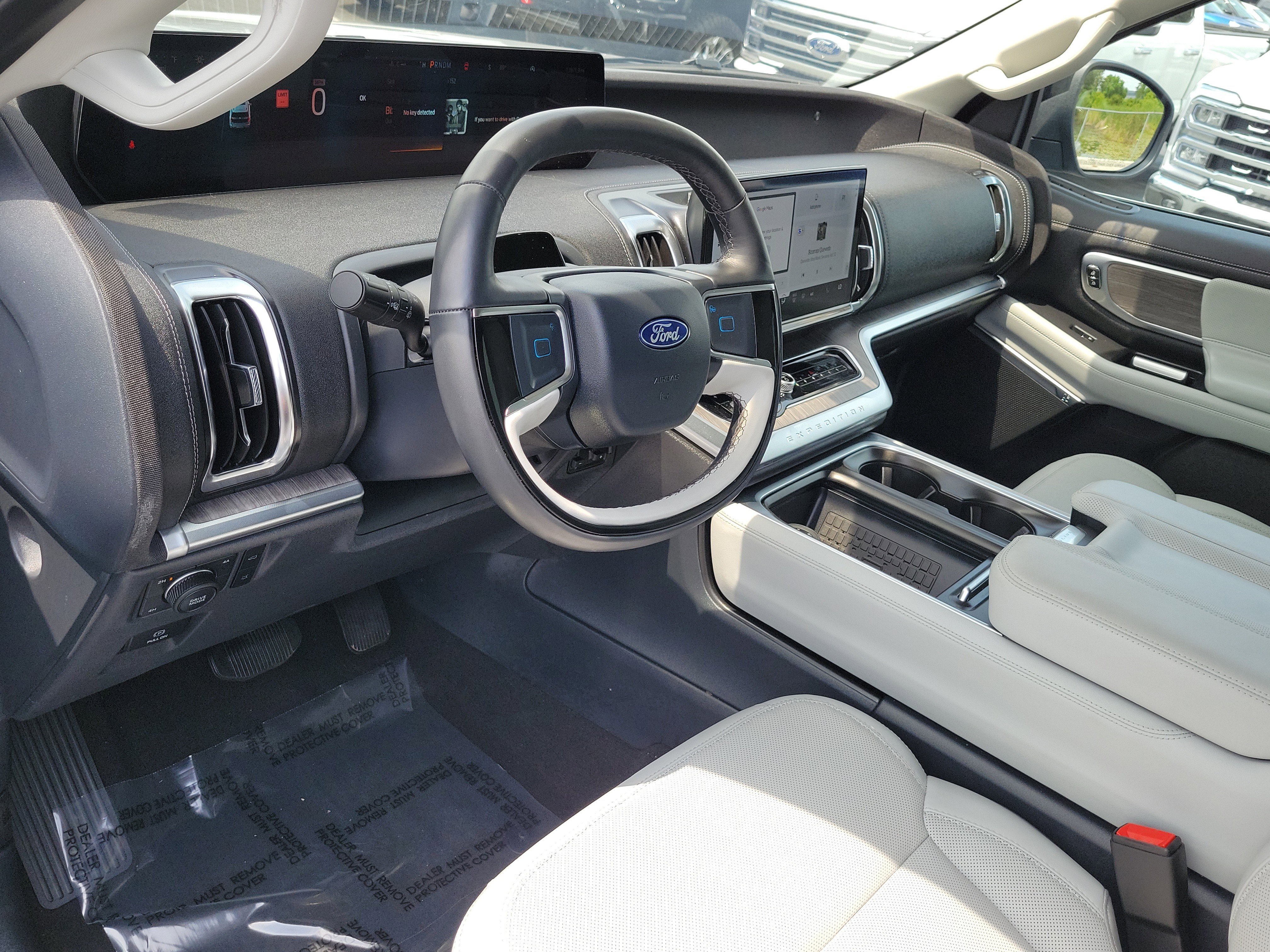 Certified 2025 Ford Expedition Platinum w/ Platinum Ultimate Package AWD/4WD image 22