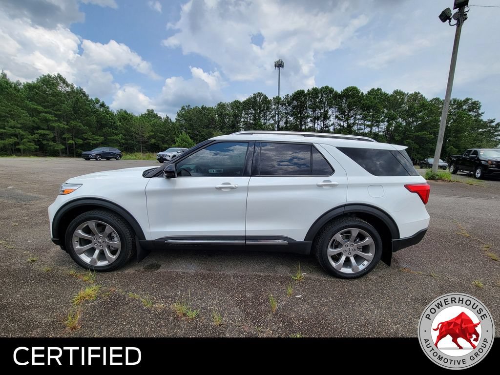 Certified 2020 Ford Explorer Platinum w/ Premium Technology Package AWD/4WD image 2