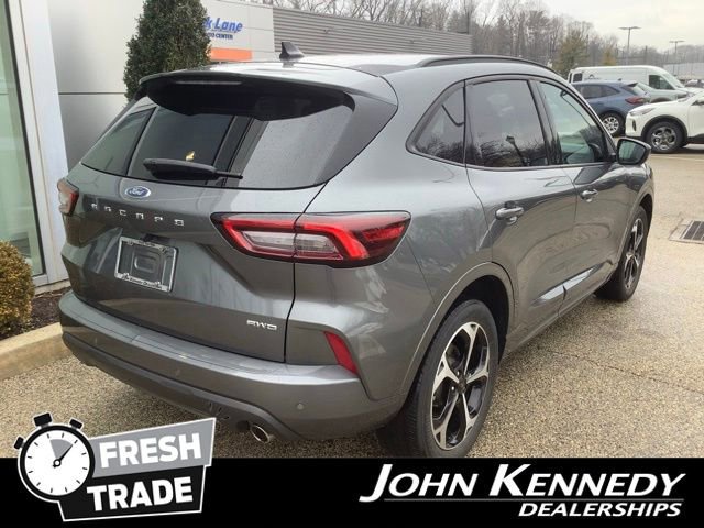 Certified 2023 Ford Escape ST-Line Select w/ Tech Pack #2 image 5