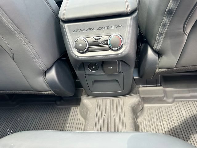 Certified 2025 Ford Explorer Active w/ Active Comfort Package AWD/4WD image 42