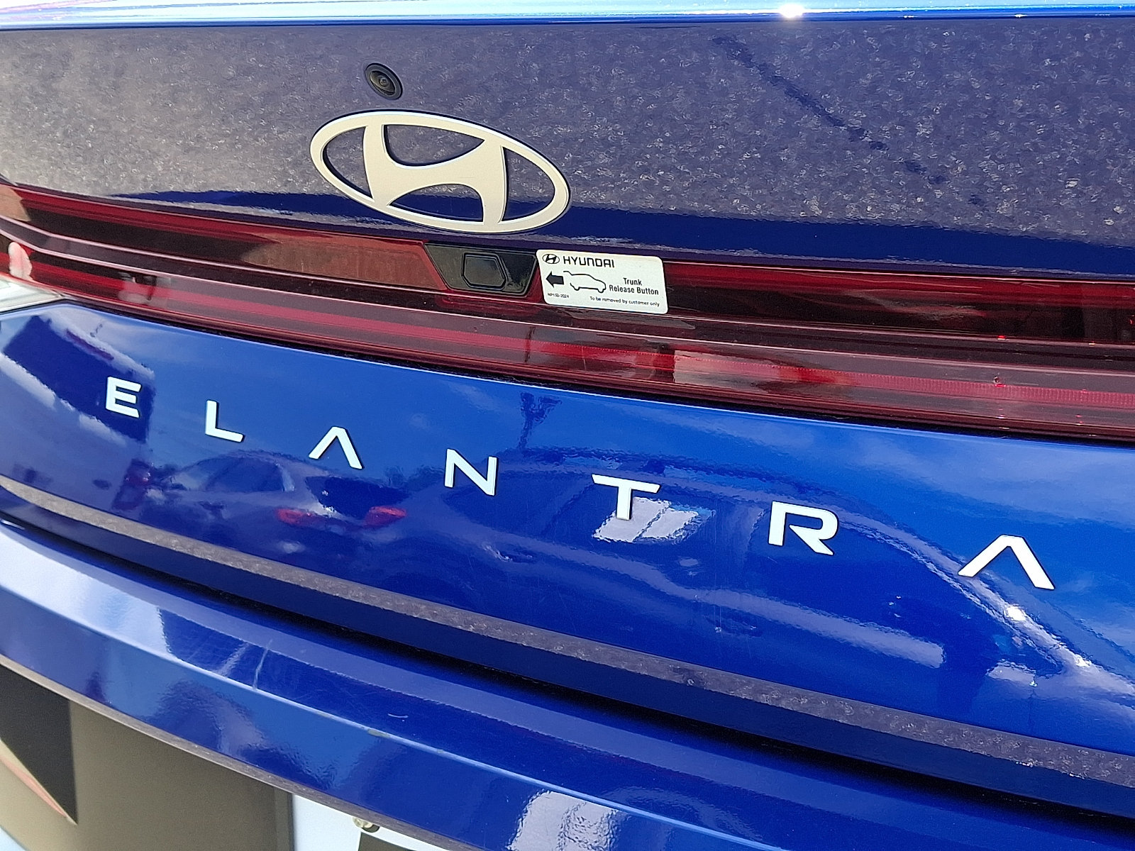 Used 2024 Hyundai Elantra SEL w/ Convenience Package FWD image 30
