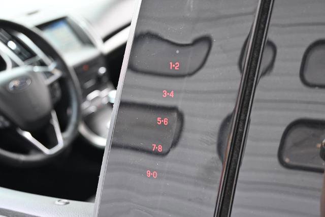 Certified 2017 Ford Edge SEL w/ Equipment Group 201A image 18