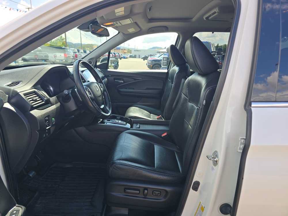 Used 2018 Honda Pilot Touring image 9