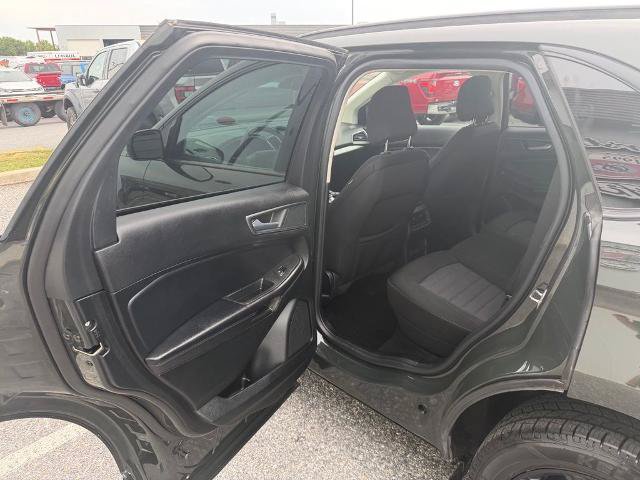 Certified 2022 Ford Edge SE w/ Black Appearance Package AWD/4WD image 12