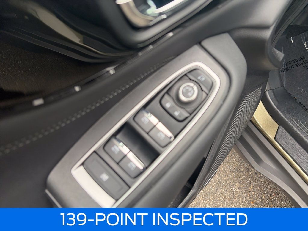 Used 2025 Subaru Outback Touring XT AWD/4WD image 15