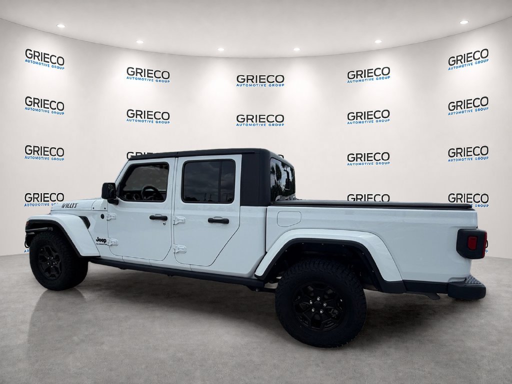 Used 2022 Jeep Gladiator Sport AWD/4WD image 5