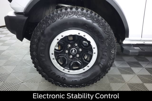 Certified 2022 Ford Bronco Outer Banks w/ Sasquatch Package AWD/4WD image 23