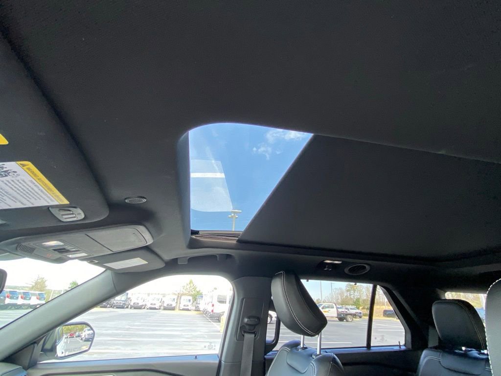 Certified 2021 Ford Explorer ST w/ Equipment Group 401A image 20