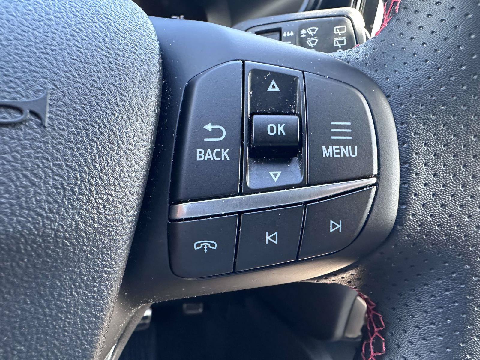 Certified 2024 Ford Escape ST-Line w/ Tech Pack #1 AWD/4WD image 18