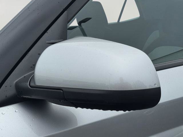 Used 2023 Hyundai Venue SEL FWD image 27