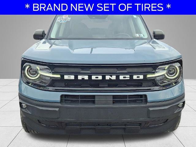 Certified 2021 Ford Bronco Sport Outer Banks w/ Outer Banks Package (96D) image 2