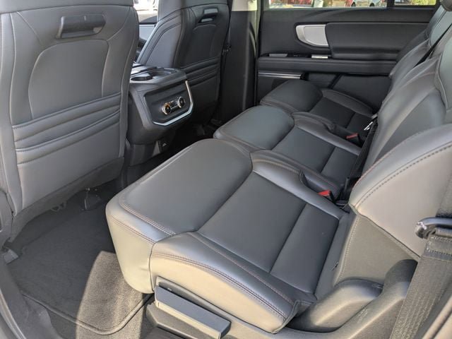 Certified 2025 Ford Expedition Max Active AWD/4WD image 18