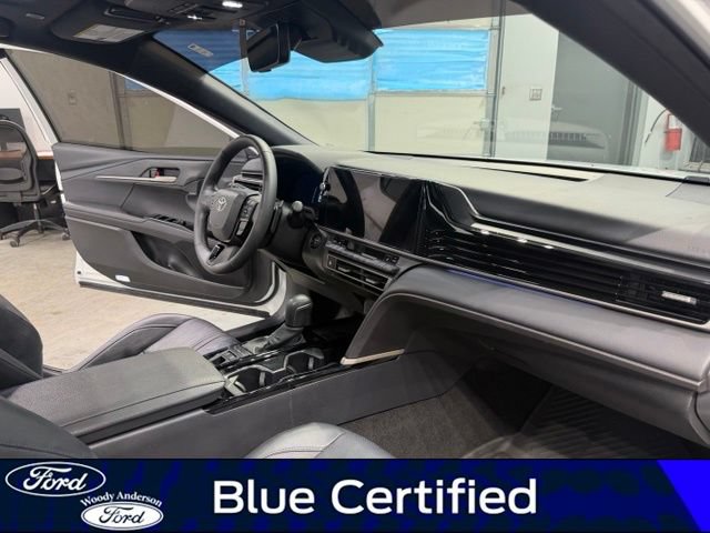 Used 2025 Toyota Camry XSE FWD image 26