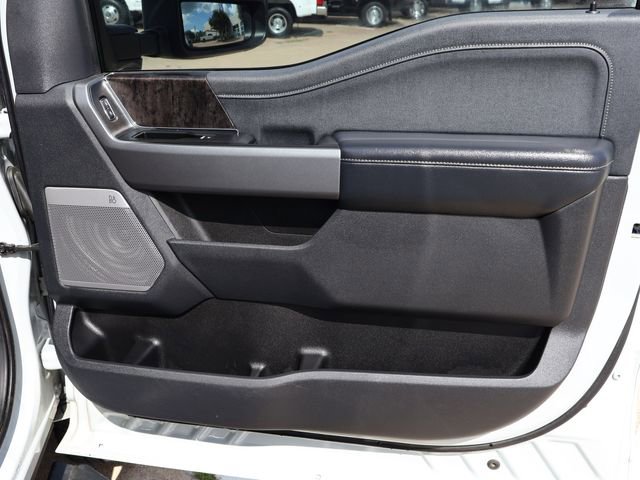 Certified 2025 Ford F350 Lariat AWD/4WD image 18