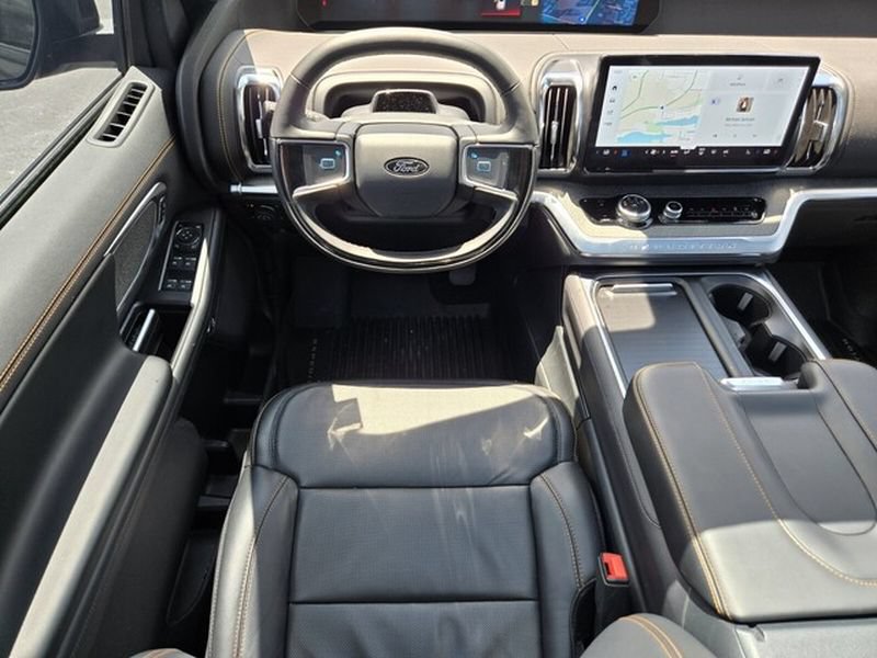 Certified 2025 Ford Expedition Tremor AWD/4WD image 14