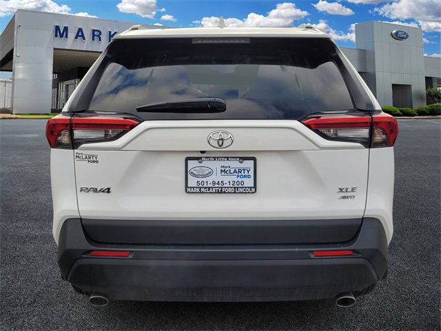 Used 2025 Toyota RAV4 XLE image 4