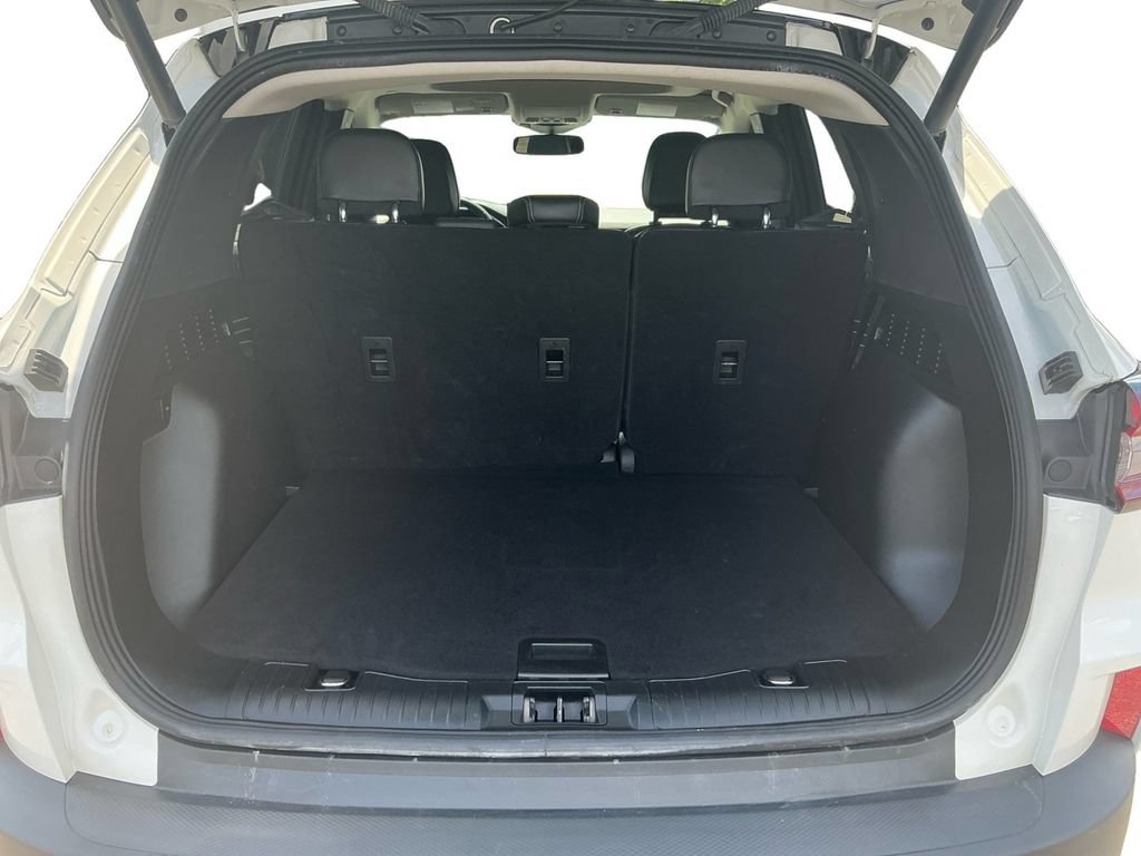 Certified 2023 Ford Escape Platinum w/ Class II Trailer Tow Package AWD/4WD image 24