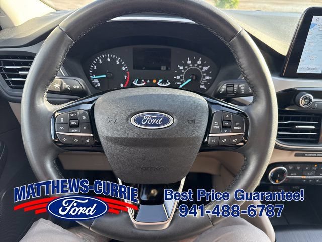 Certified 2022 Ford Escape SEL w/ Class II Trailer Tow Package AWD/4WD image 17