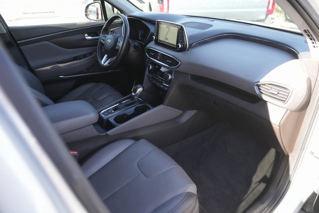 Used 2019 Hyundai Santa Fe SEL w/ Cargo Package image 18