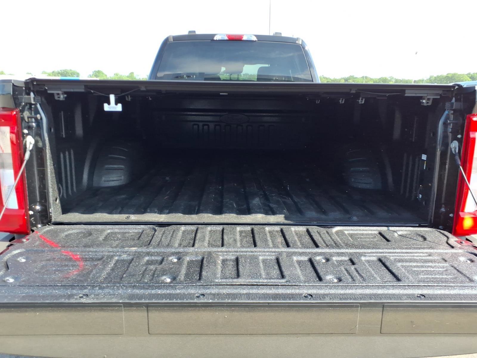 Certified 2026 Ford F250 XLT w/ FX4 Off-Road Package AWD/4WD image 10