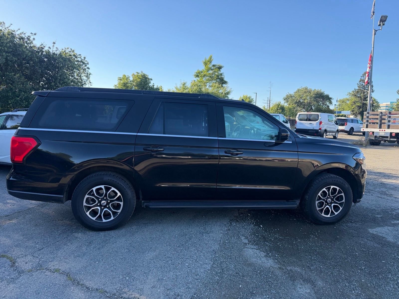 Certified 2024 Ford Expedition Max XLT AWD/4WD image 6