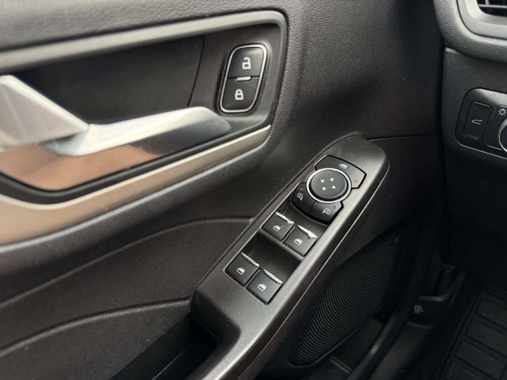 Certified 2021 Ford Escape SE w/ Convenience Package image 12