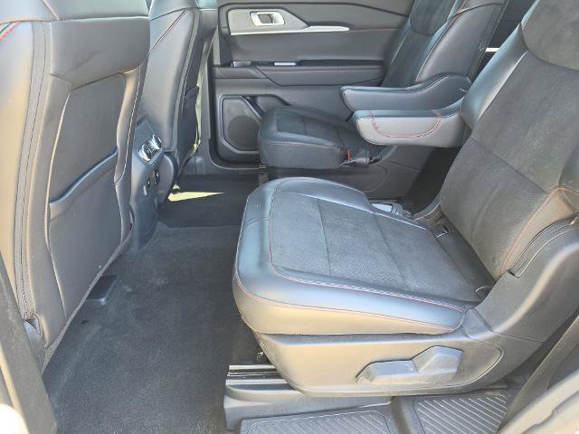 Certified 2025 Ford Explorer ST RWD image 10