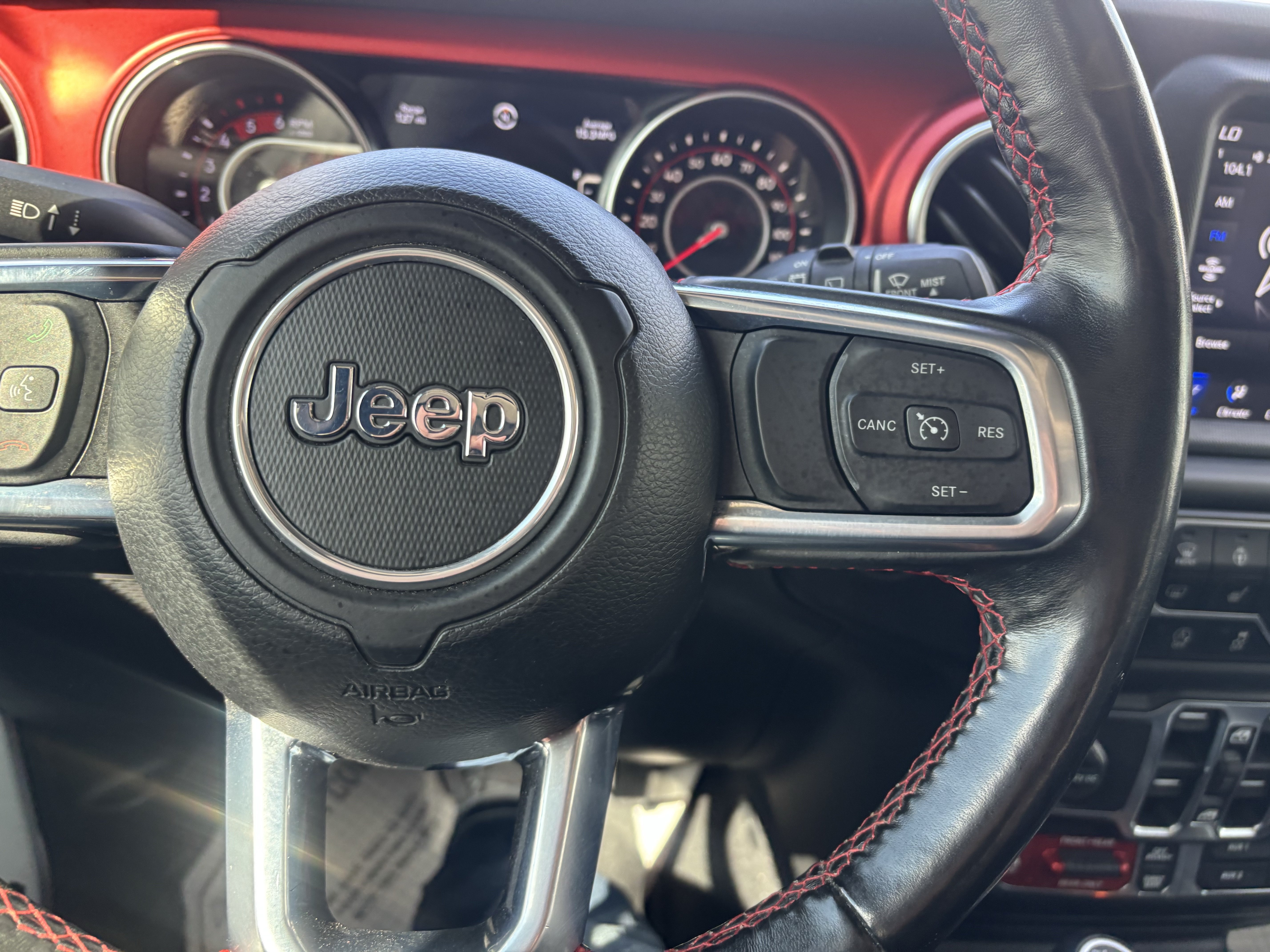 Used 2021 Jeep Wrangler Unlimited Rubicon AWD/4WD image 28