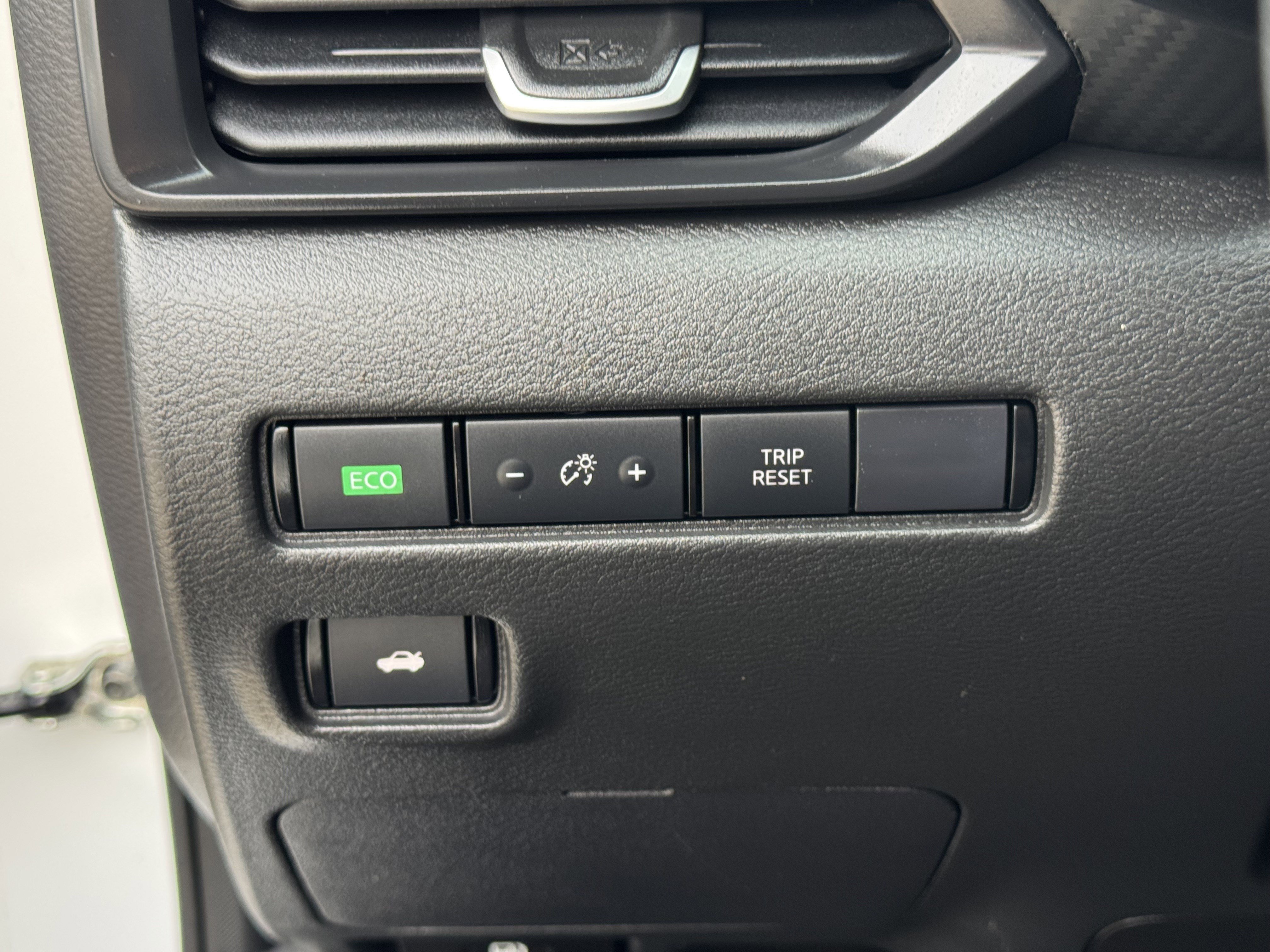 Used 2024 Nissan Sentra S image 21