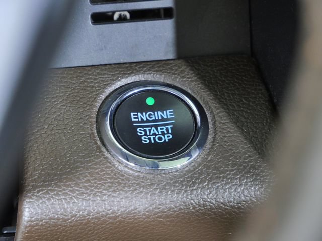 Certified 2020 Ford F150 King Ranch w/ Equipment Group 601A Luxury AWD/4WD image 27