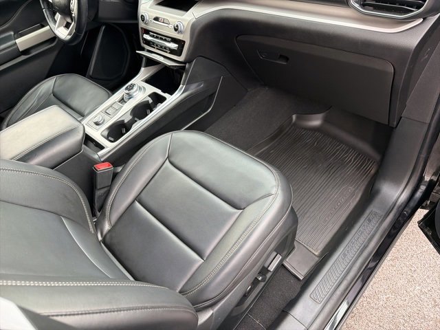 Certified 2023 Ford Explorer XLT w/ Equipment Group 202A image 39