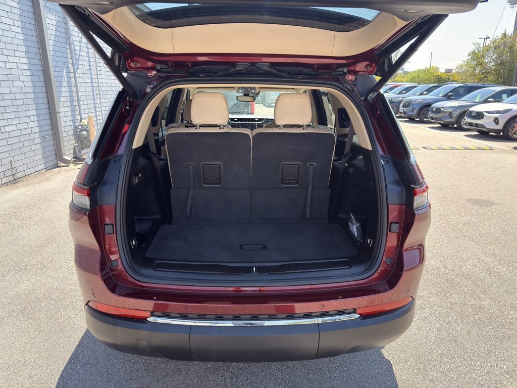 Used 2021 Jeep Grand Cherokee L Limited image 24