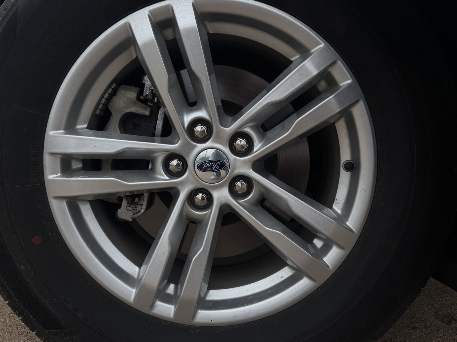 Certified 2023 Ford Explorer XLT RWD image 10