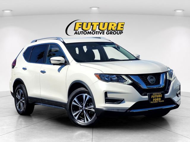 Used 2019 Nissan Rogue SV w/ Premium Package AWD/4WD image 8