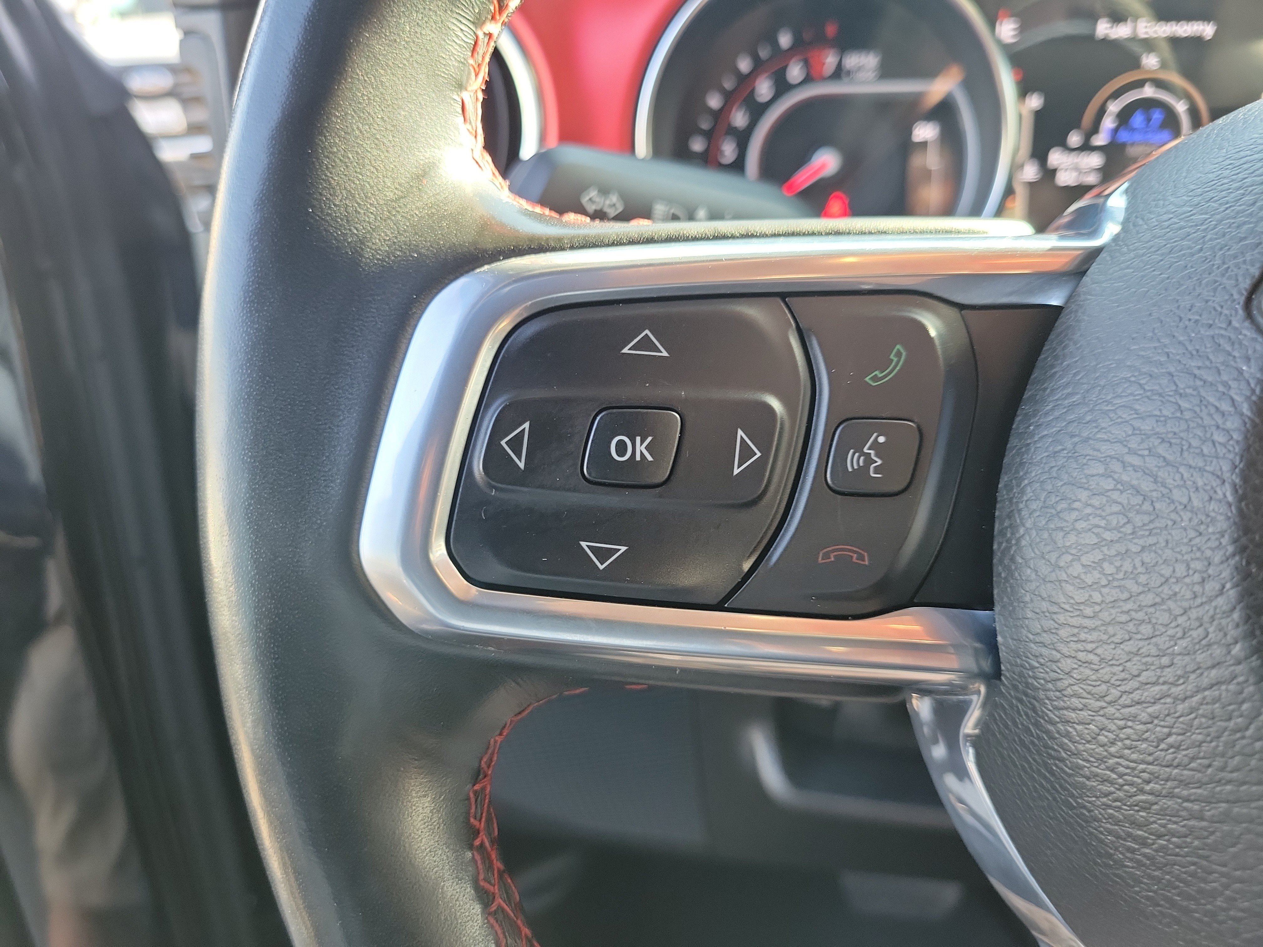 Used 2021 Jeep Wrangler Unlimited Rubicon AWD/4WD image 5