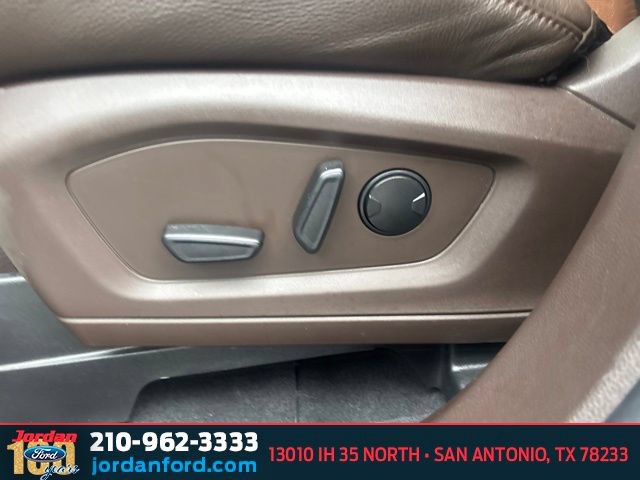 Certified 2022 Ford Explorer King Ranch w/ Class IV Trailer Tow Package RWD image 16