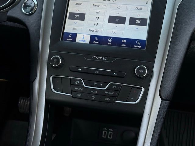 Certified 2020 Ford Fusion SE image 38