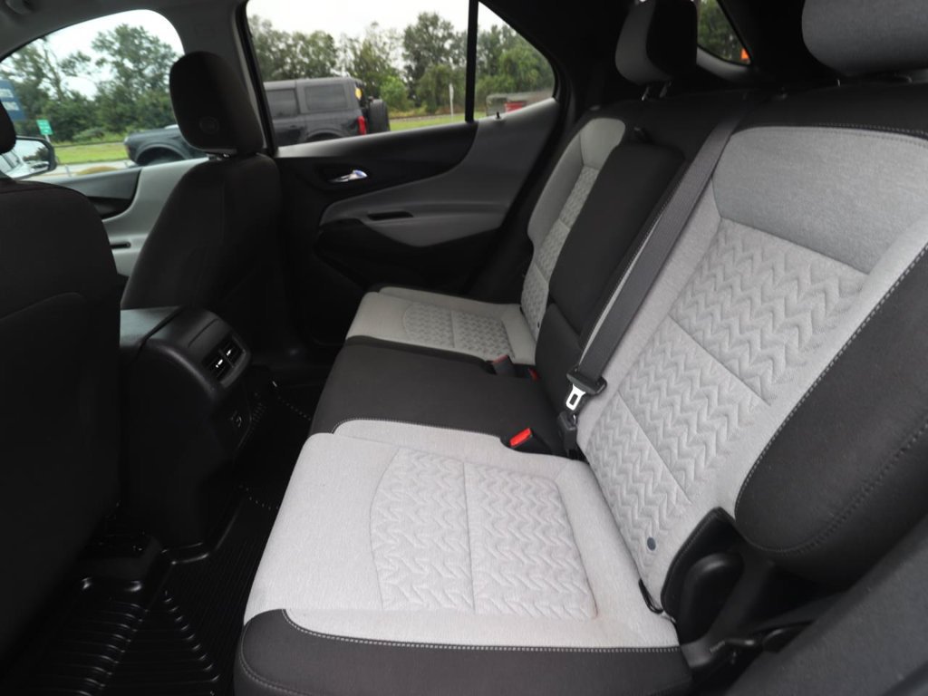 Used 2023 Chevrolet Equinox LT FWD image 9