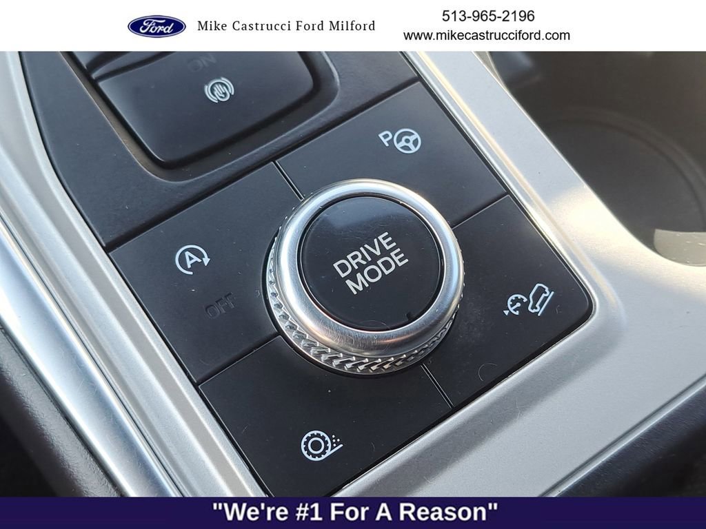 Certified 2022 Ford Explorer Platinum w/ Equipment Group 601A image 16