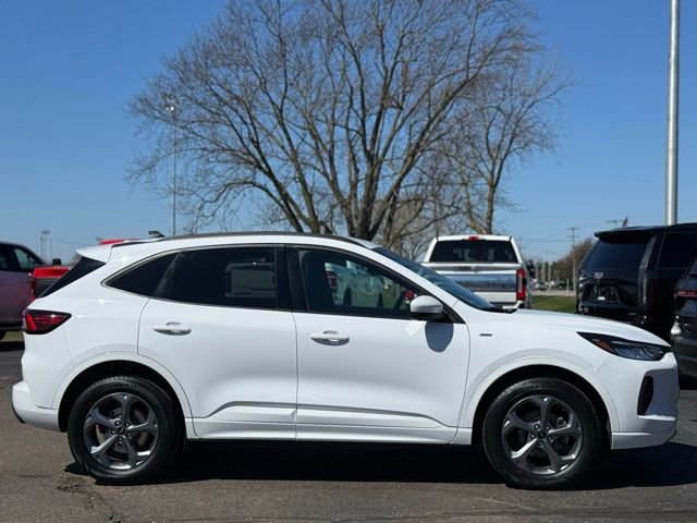 Certified 2023 Ford Escape ST-Line Select w/ Tech Pack #2 AWD/4WD image 37