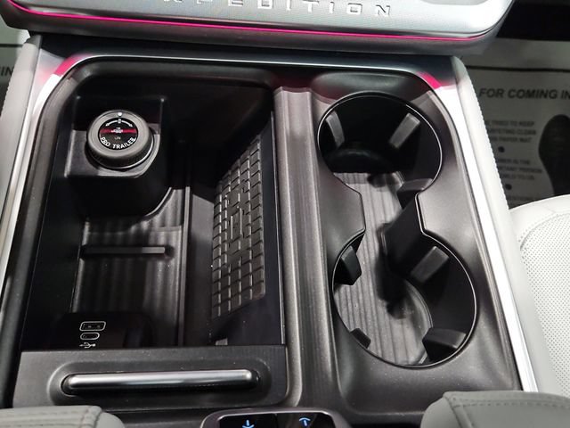 Certified 2025 Ford Expedition Max Platinum AWD/4WD image 33