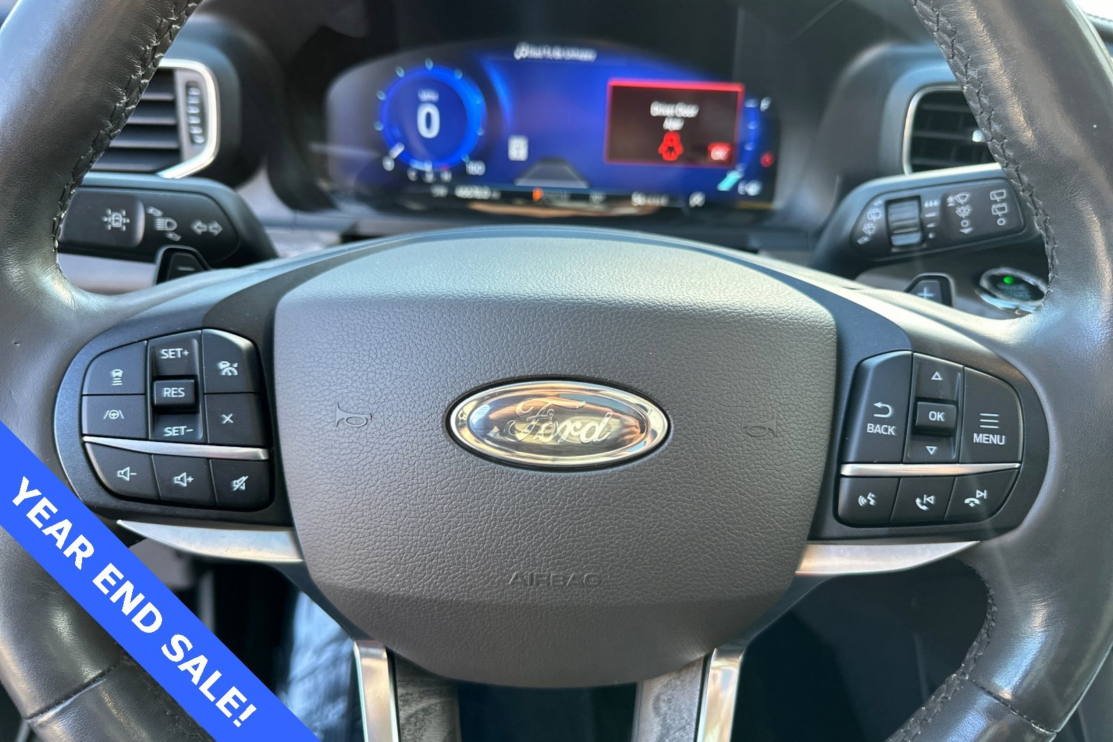 Certified 2020 Ford Explorer Platinum w/ Premium Technology Package image 25