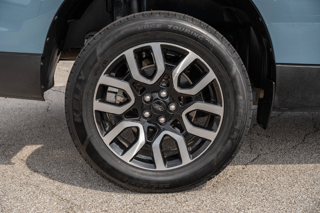 Certified 2023 Ford Maverick Lariat FWD image 10