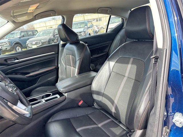 Used 2024 Nissan Altima 2.5 SR image 18