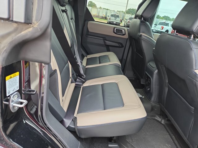 Certified 2024 Ford Bronco Wildtrak AWD/4WD image 16