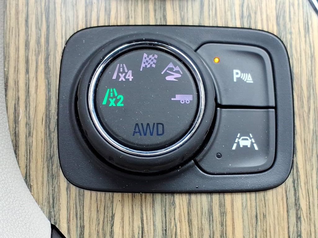 Used 2019 GMC Acadia Denali w/ Technology Package AWD/4WD image 21