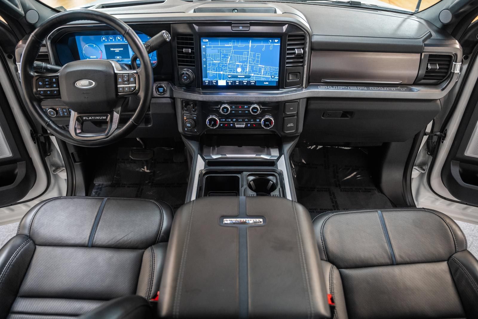 Certified 2026 Ford F250 Platinum AWD/4WD image 28
