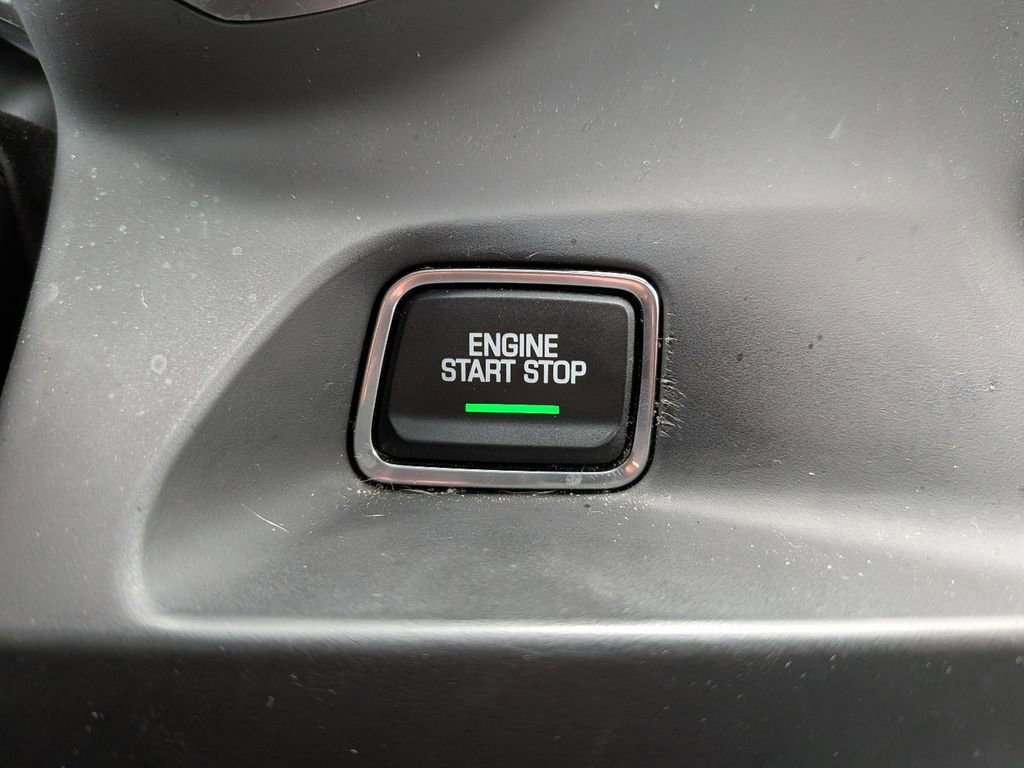 Used 2020 Chevrolet Camaro LT w/ RS Package image 26