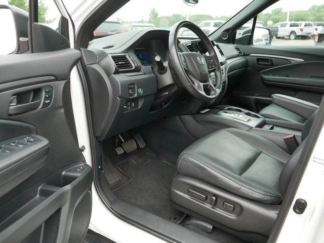 Used 2023 Honda Passport EX-L image 12