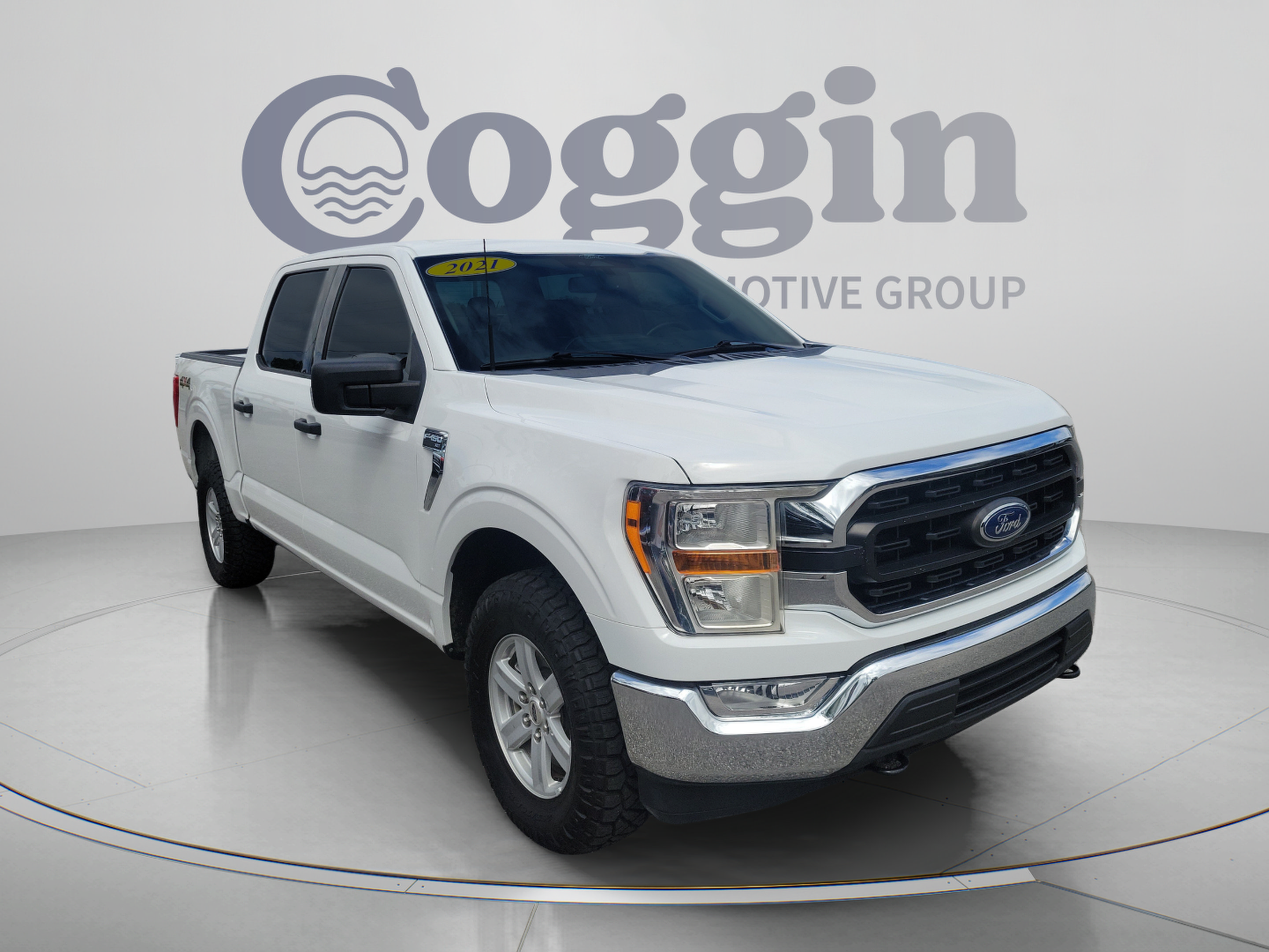 Certified 2021 Ford F150 XLT w/ Equipment Group 301A Mid AWD/4WD image 4